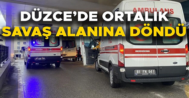 SERVİS MİNİBÜSÜ İLE HAFİF TİCARİ ARAÇLA ÇARPIŞTI: 5 YARALI