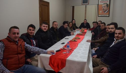 AĞIR YÜKÜMÜZ BÜYÜK İDDİALARIMIZ VAR