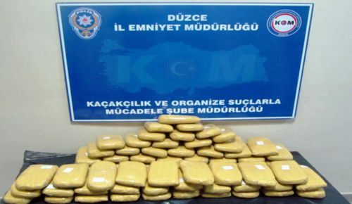 DÜZCE’DE 27 KİLO 569 GRAM EROİN ELE GEÇİRİLDİ