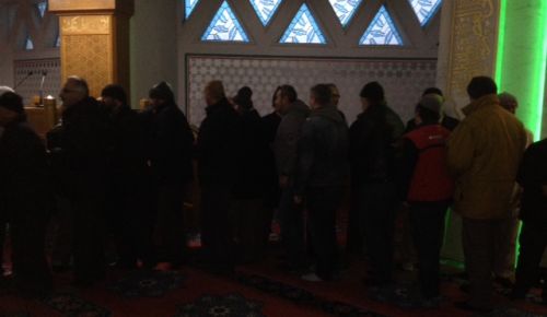 KUTSAL TOPRAKLARA GİDECEK UMRECİLERE UĞURLAMA MERASİMİ