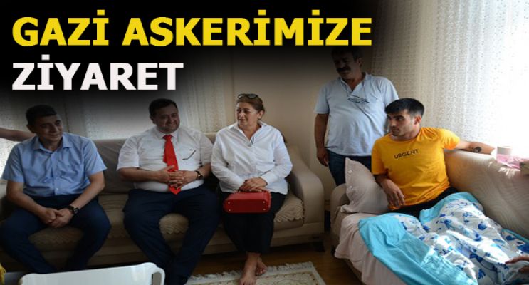 Suriye'de yaralanan askere ziyaret edildi